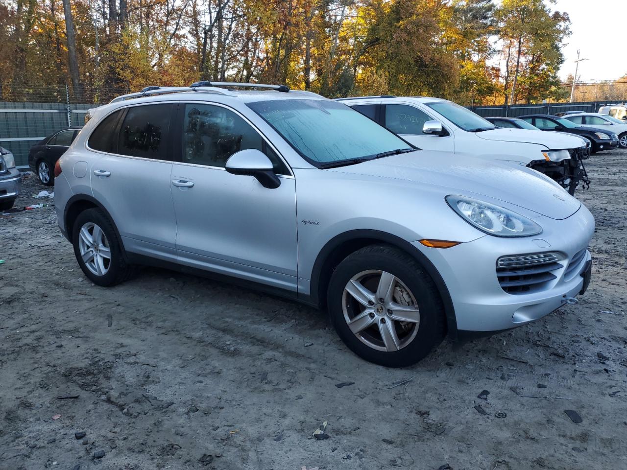 WP1AE2A25CLA90720 2012 Porsche Cayenne S Hybrid