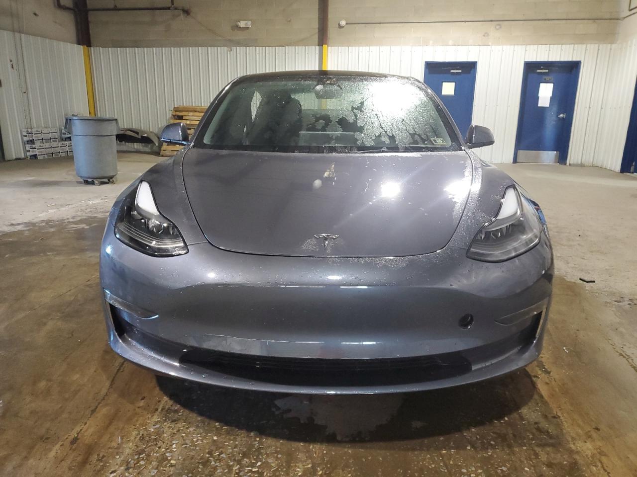 5YJ3E1EB9NF335622 2022 Tesla Model 3