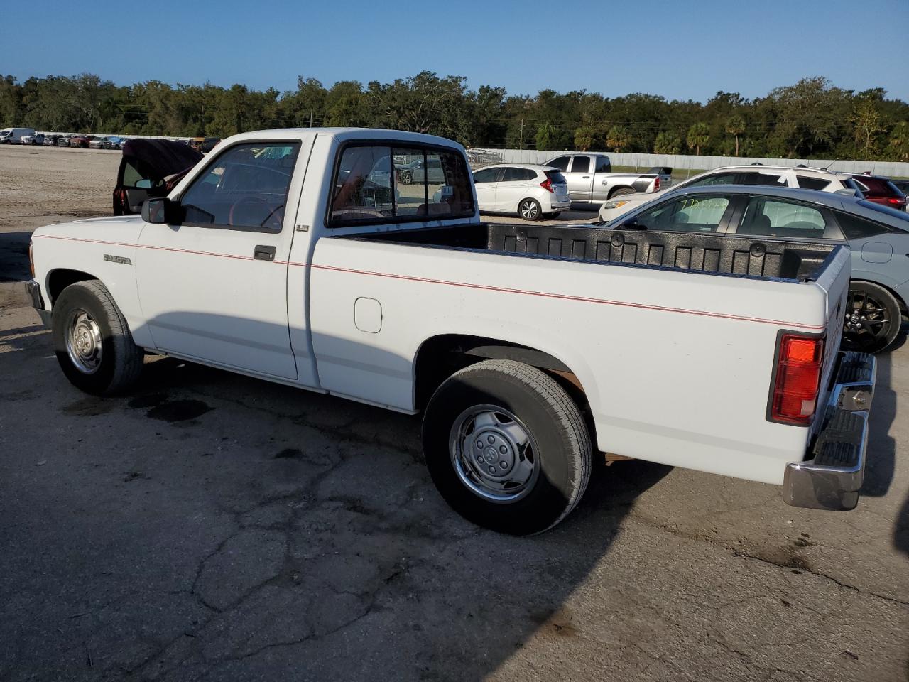 1B7FL26XXNS690465 1992 Dodge Dakota