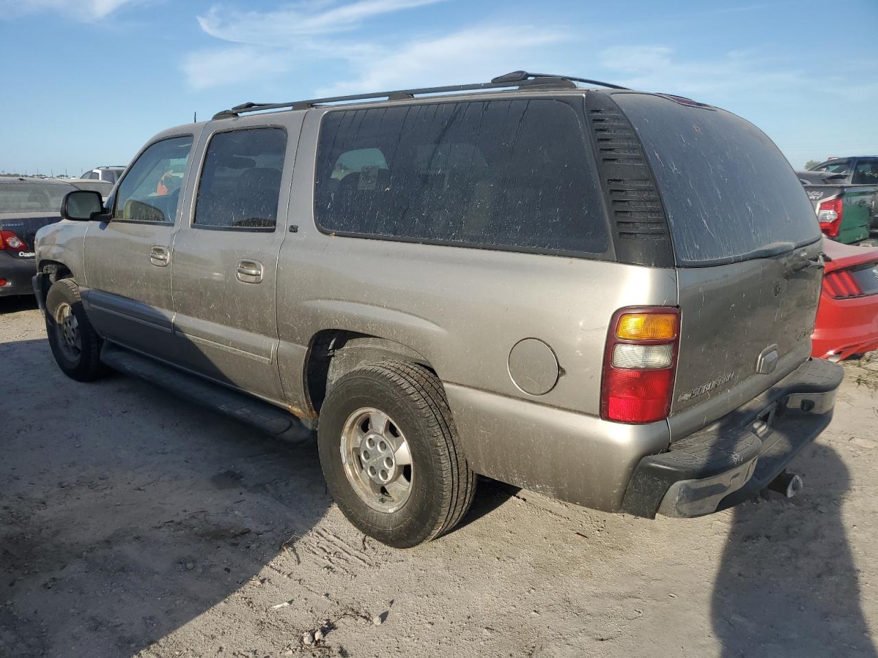 2002 Chevrolet Suburban K1500 VIN: 1GNFK16Z52J308107 Lot: 75179084