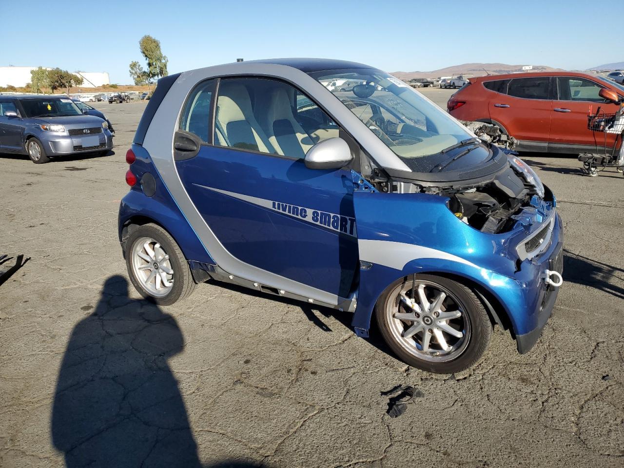 2008 Smart Fortwo Pure VIN: WMEEJ31X98K197607 Lot: 76943154