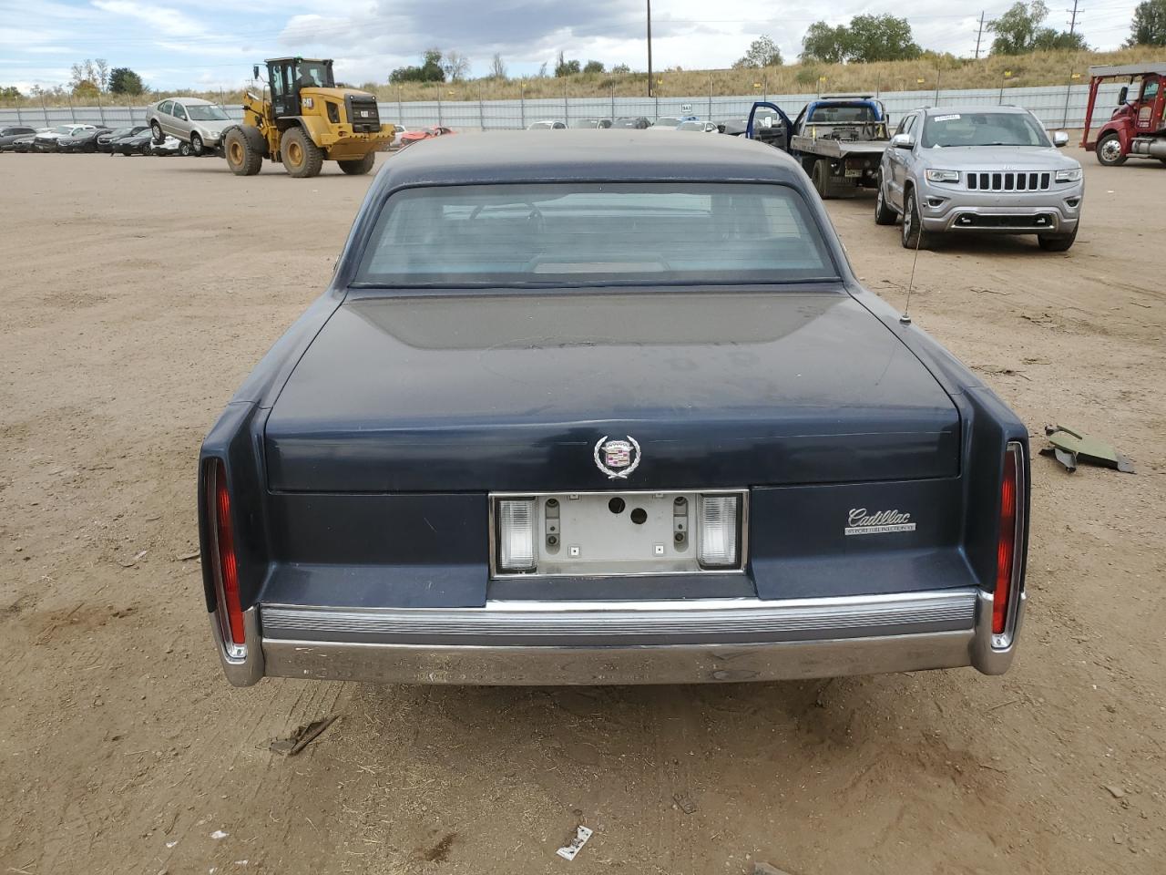 1990 Cadillac Deville VIN: 1G6CD5338L4376482 Lot: 76513224