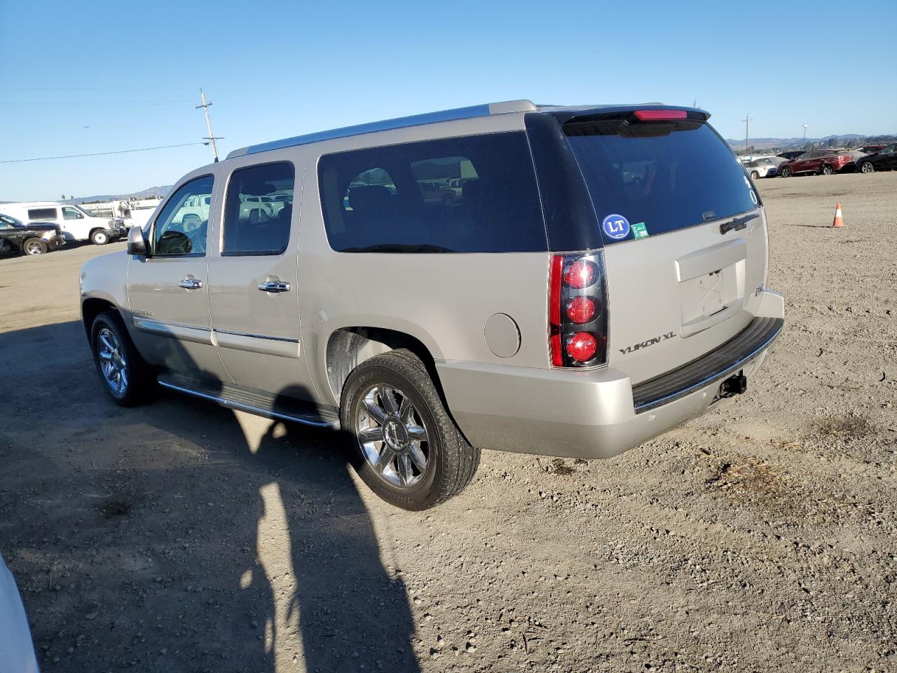 2008 GMC Yukon Xl Denali VIN: 1GKFK66898J216881 Lot: 76566554