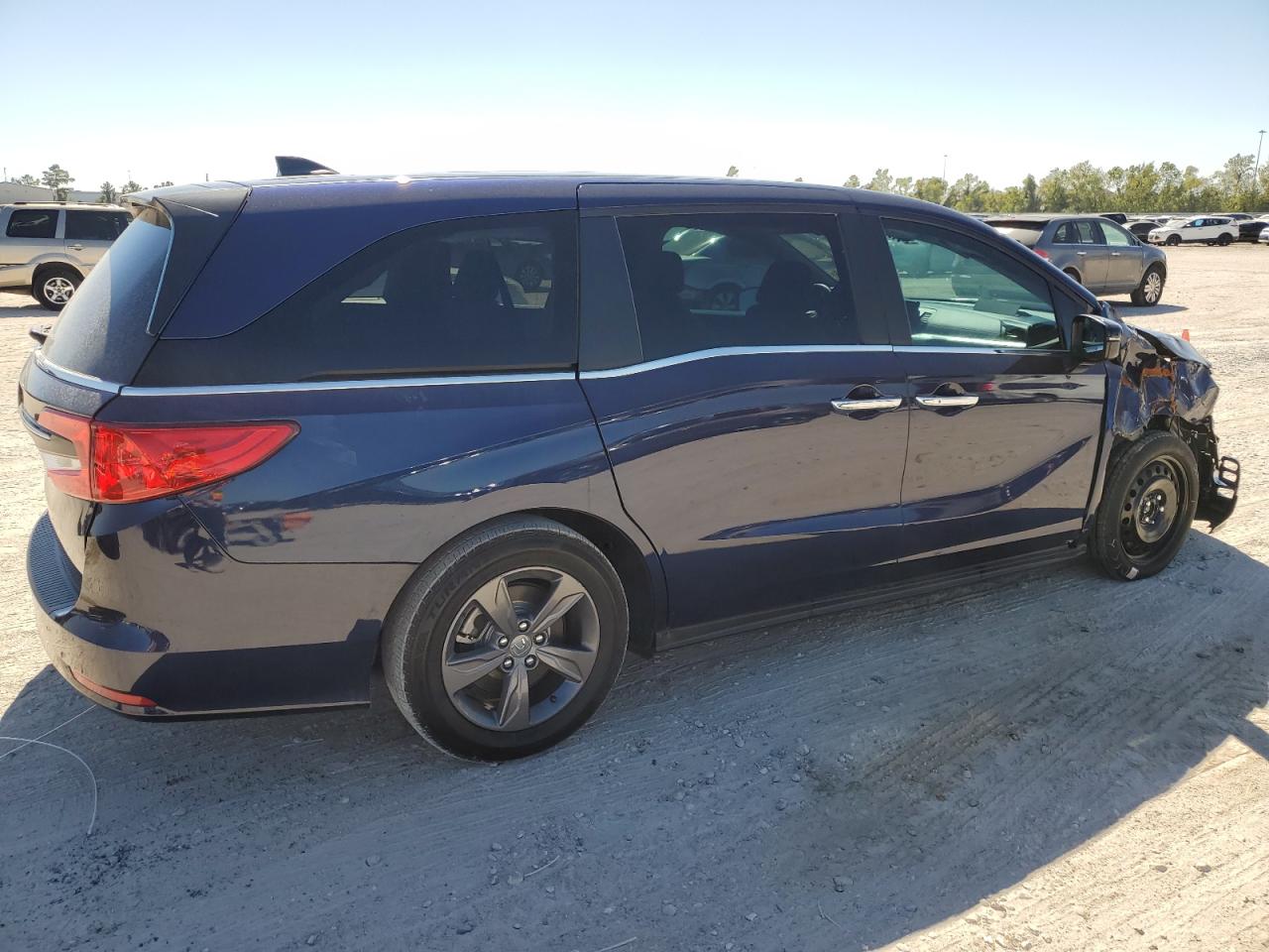 5FNRL6H52NB048075 2022 Honda Odyssey Ex