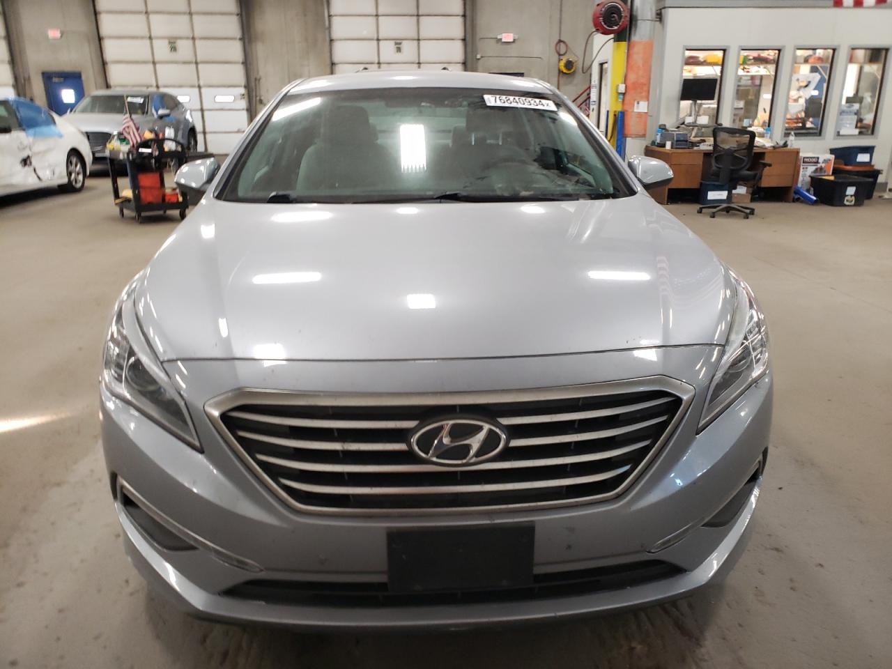 5NPE24AF1FH005942 2015 Hyundai Sonata Se