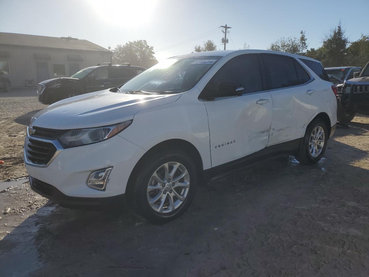 2GNAXJEV5J6125571 2018 Chevrolet Equinox Lt