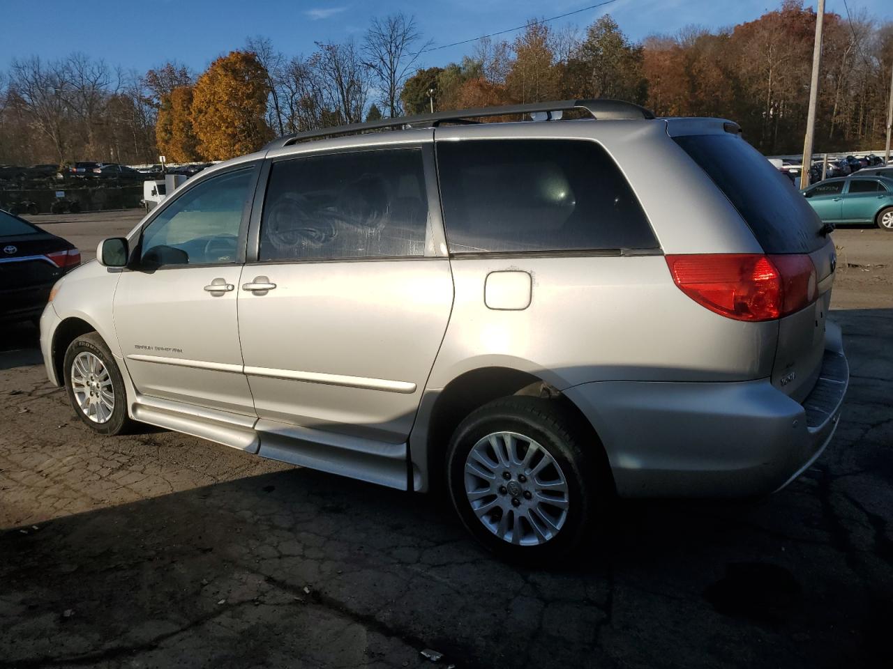 5TDZK22C99S282931 2009 Toyota Sienna Xle