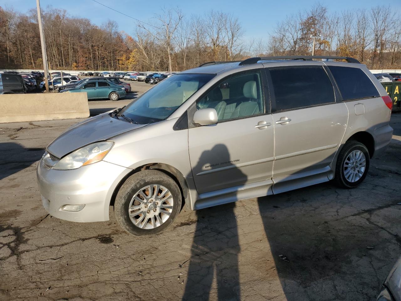 5TDZK22C99S282931 2009 Toyota Sienna Xle