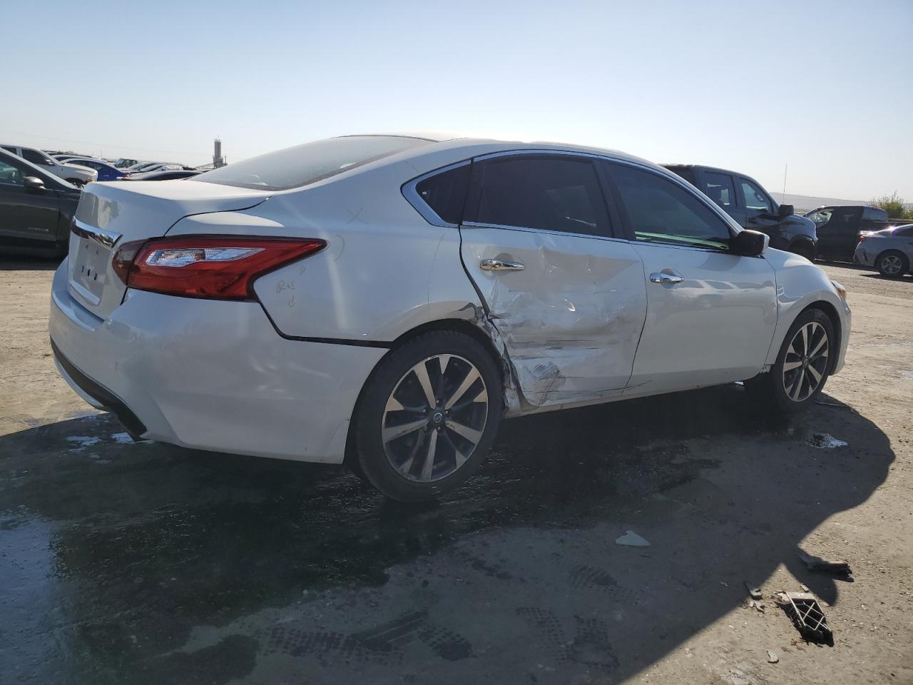 1N4AL3AP6HC475029 2017 Nissan Altima 2.5