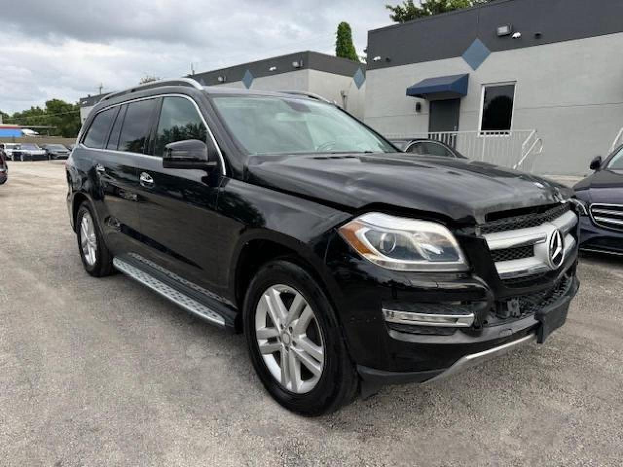 4JGDF6EE1GA625384 2016 Mercedes-Benz Gl 450 4Matic