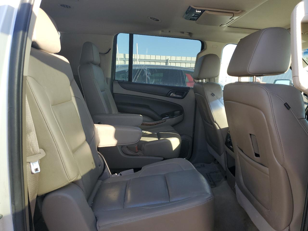 1GNSKJKC2GR229759 2016 Chevrolet Suburban K1500 Ltz