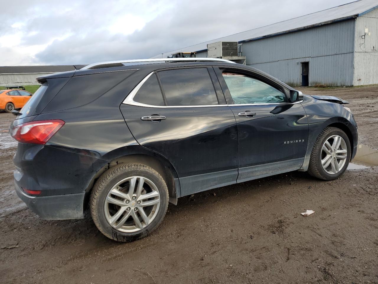 2018 Chevrolet Equinox Premier VIN: 2GNAXWEX8J6164251 Lot: 81500484