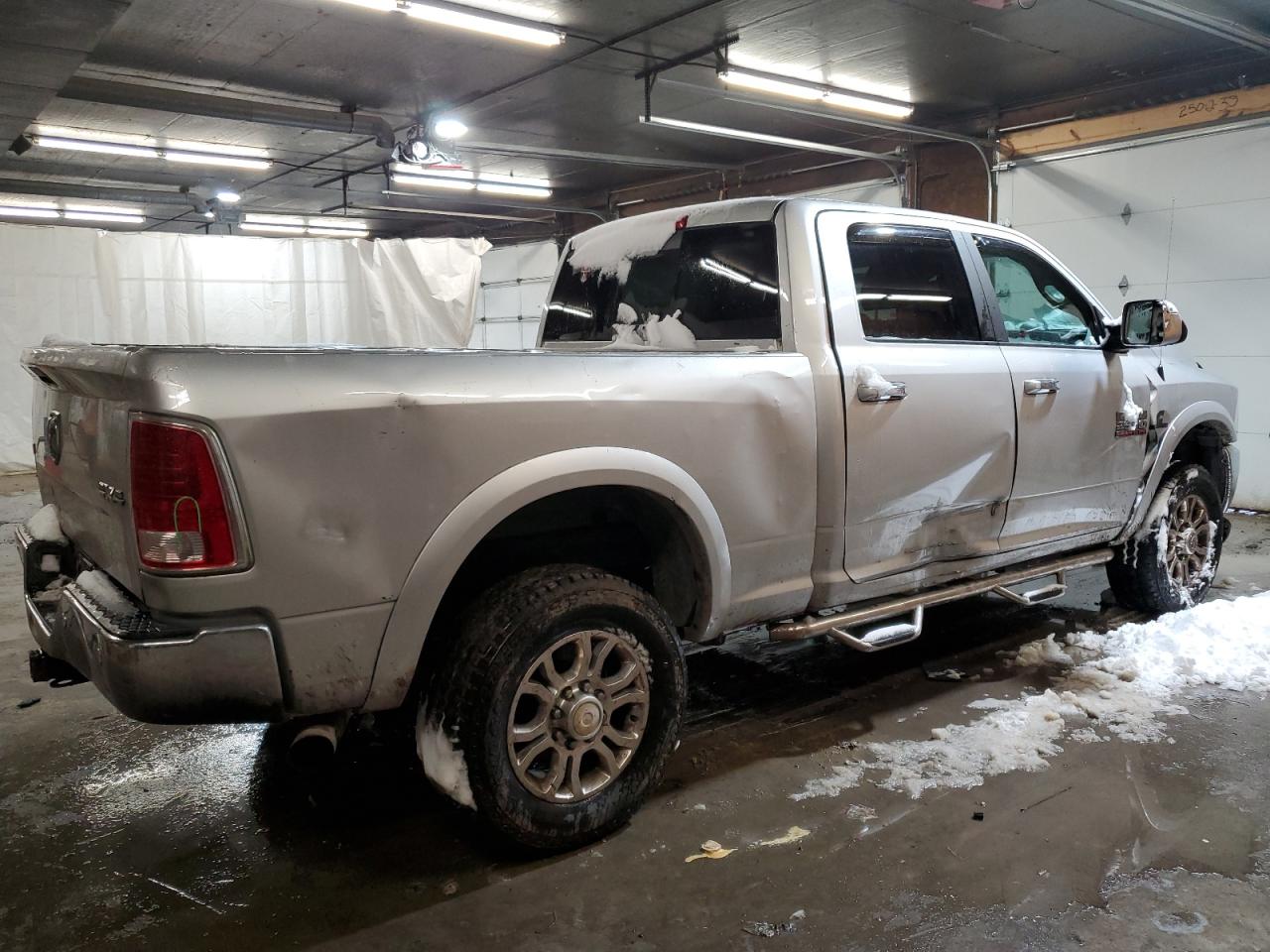 2017 Ram 2500 Laramie VIN: 3C6UR5FL0HG559469 Lot: 81604464