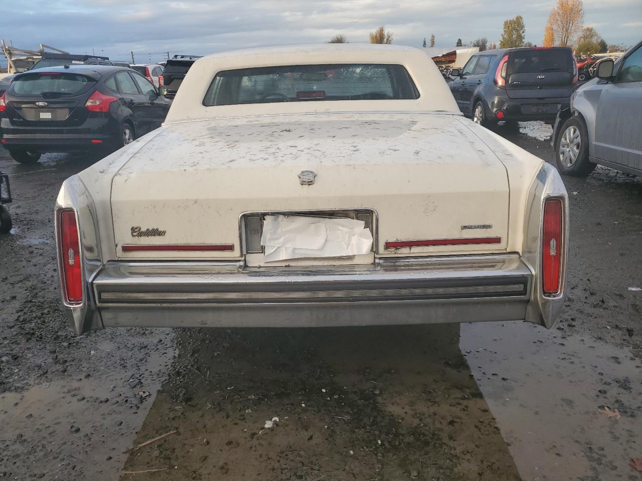 1G6DW51Y1JR761749 1988 Cadillac Brougham