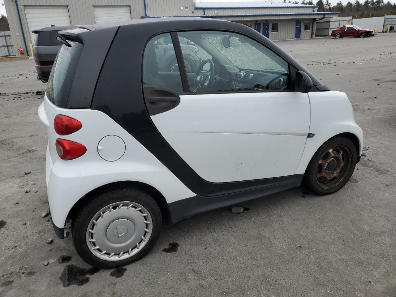 2013 Smart Fortwo Pure VIN: WMEEJ3BA0DK627173 Lot: 82450614