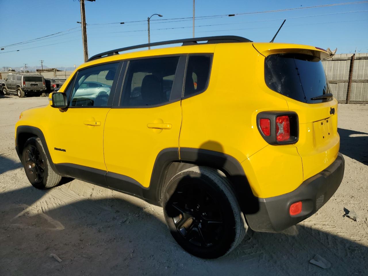 2017 Jeep Renegade Latitude VIN: ZACCJABBXHPG38647 Lot: 81373894