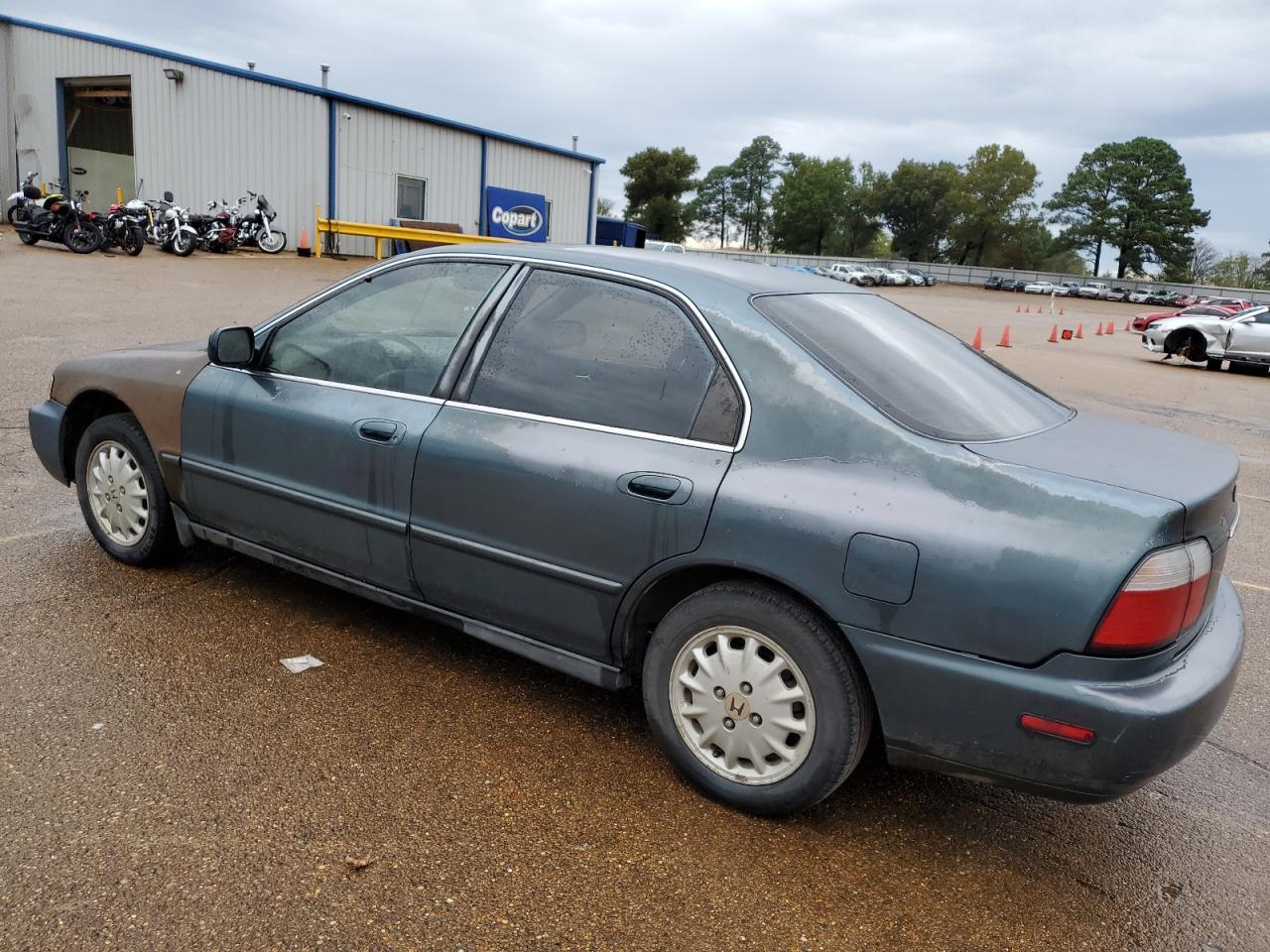 1996 Honda Accord Ex VIN: 1HGCD5651TA188013 Lot: 79533564