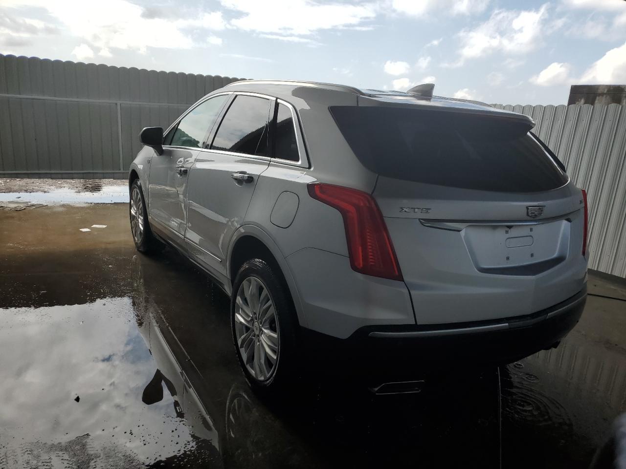 1GYKNERS0JZ131268 2018 Cadillac Xt5 Premium Luxury