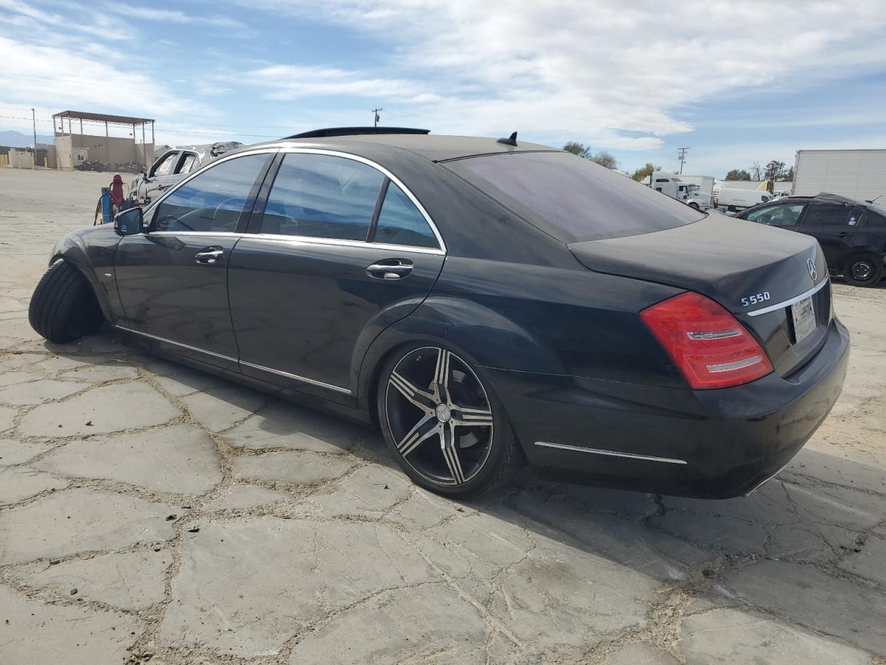 WDDNG7DB3CA421897 2012 Mercedes-Benz S 550