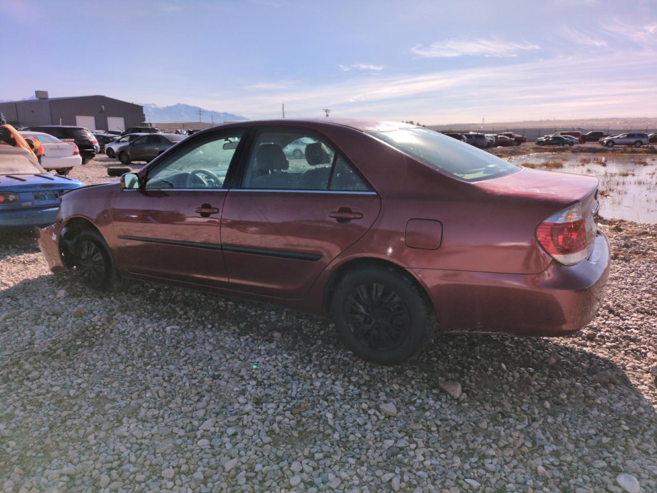 4T1BE32K75U020445 2005 Toyota Camry Le