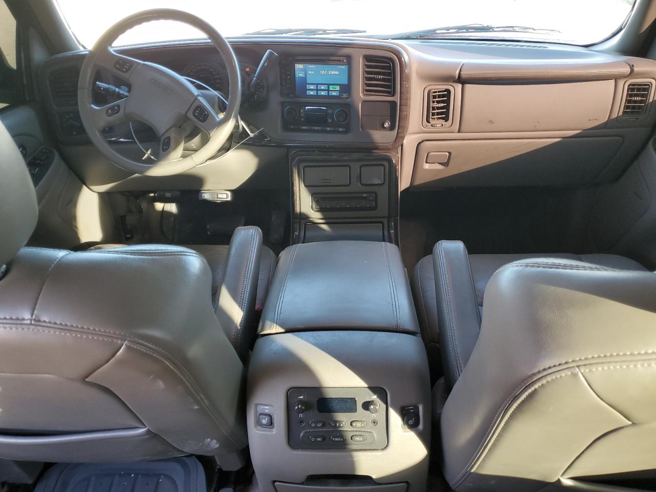 1GKEK63U25J235037 2005 GMC Yukon Denali