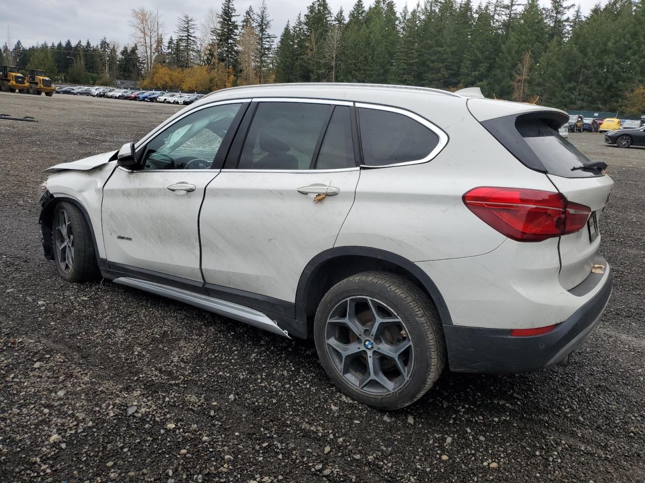 WBXHT3C39GP888673 2016 BMW X1 xDrive28I