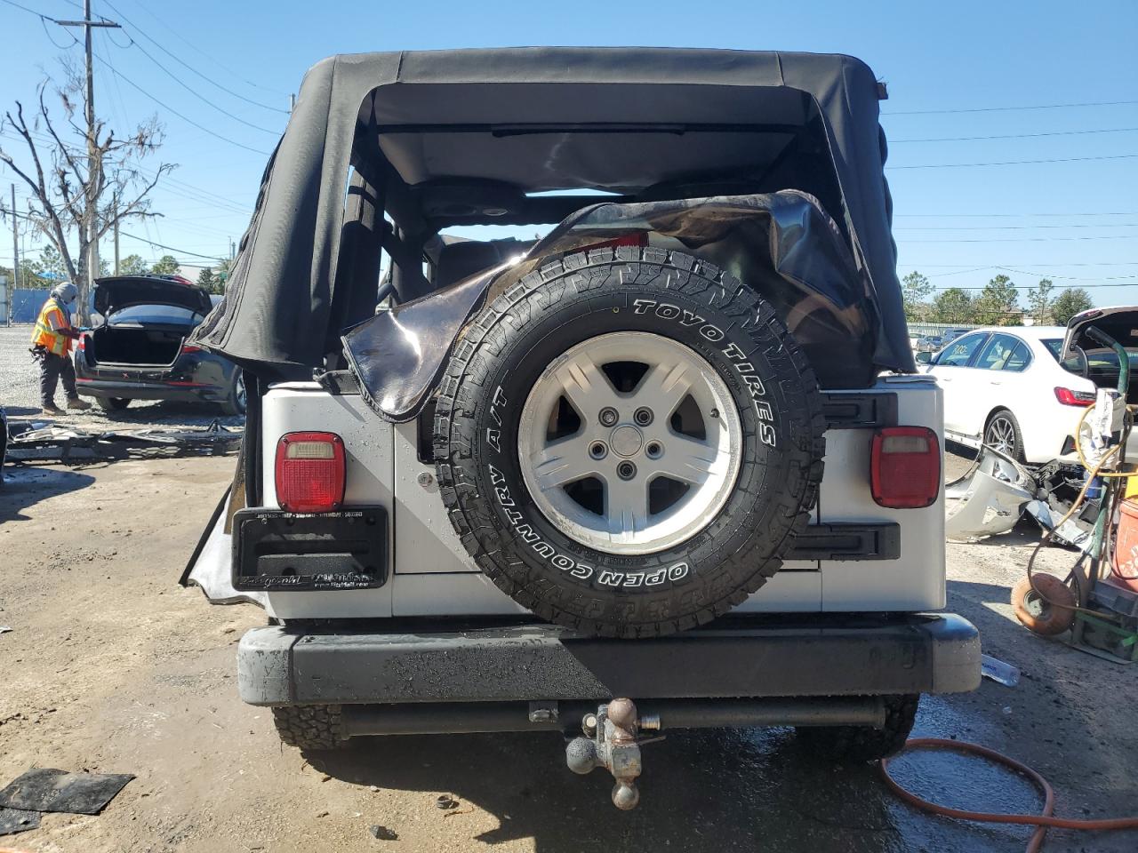 2005 Jeep Wrangler / Tj Unlimited VIN: 1J4FA44S15P300990 Lot: 80981724