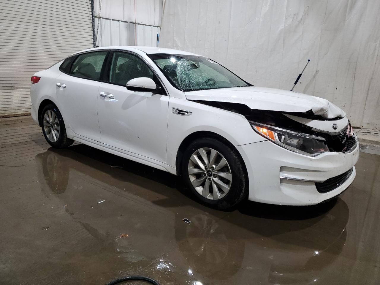 2016 Kia Optima Lx VIN: 5XXGT4L3XGG061867 Lot: 79632604