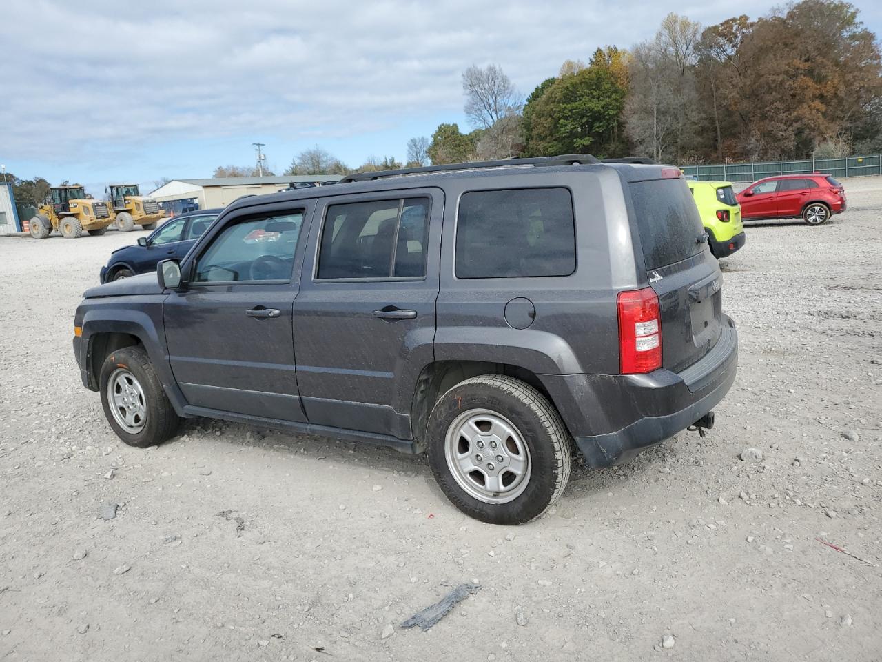 1C4NJPBB2ED766810 2014 Jeep Patriot Sport