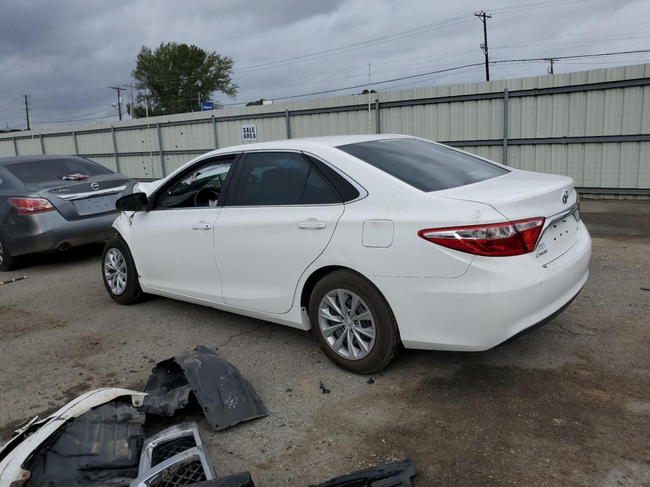 2016 Toyota Camry Le VIN: 4T4BF1FK4GR526383 Lot: 79117584