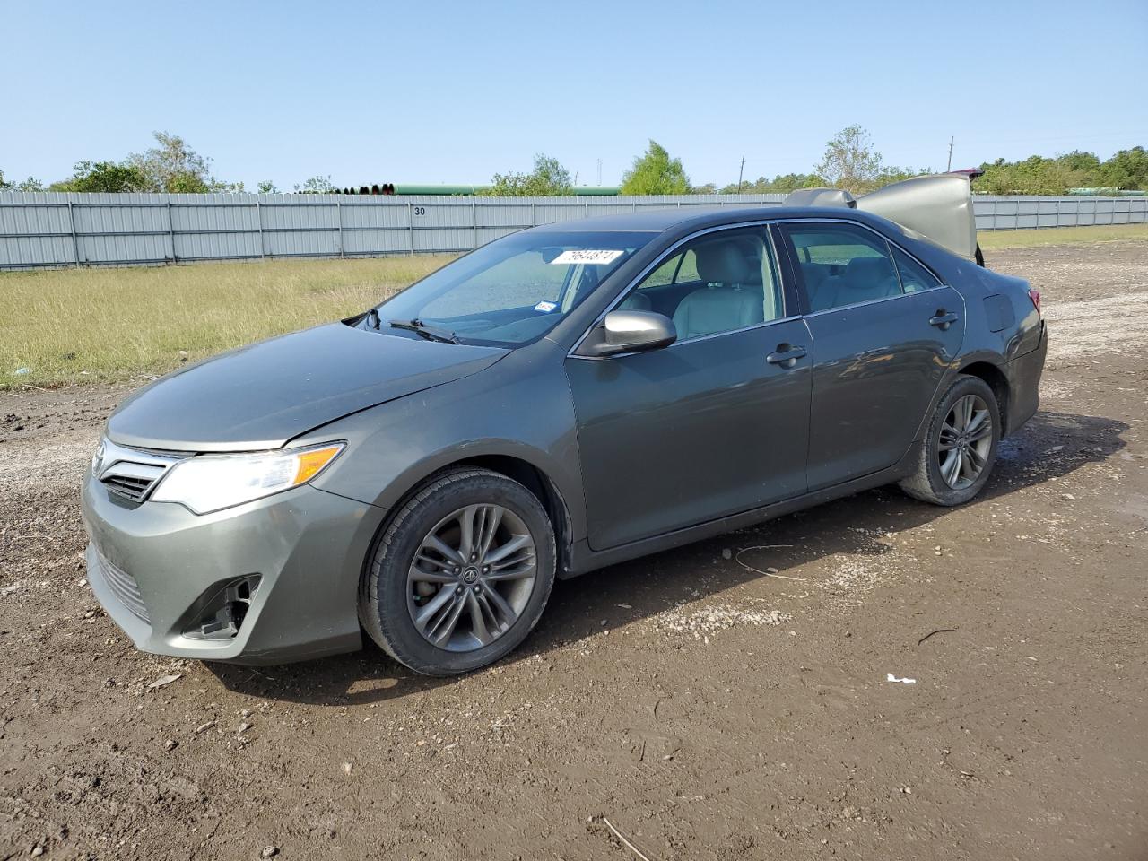 2014 Toyota Camry L VIN: 4T1BF1FK5EU768025 Lot: 79644874