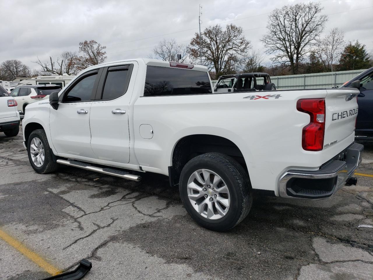 2020 Chevrolet Silverado K1500 Custom VIN: 1GCRYBEK2LZ202439 Lot: 80707934