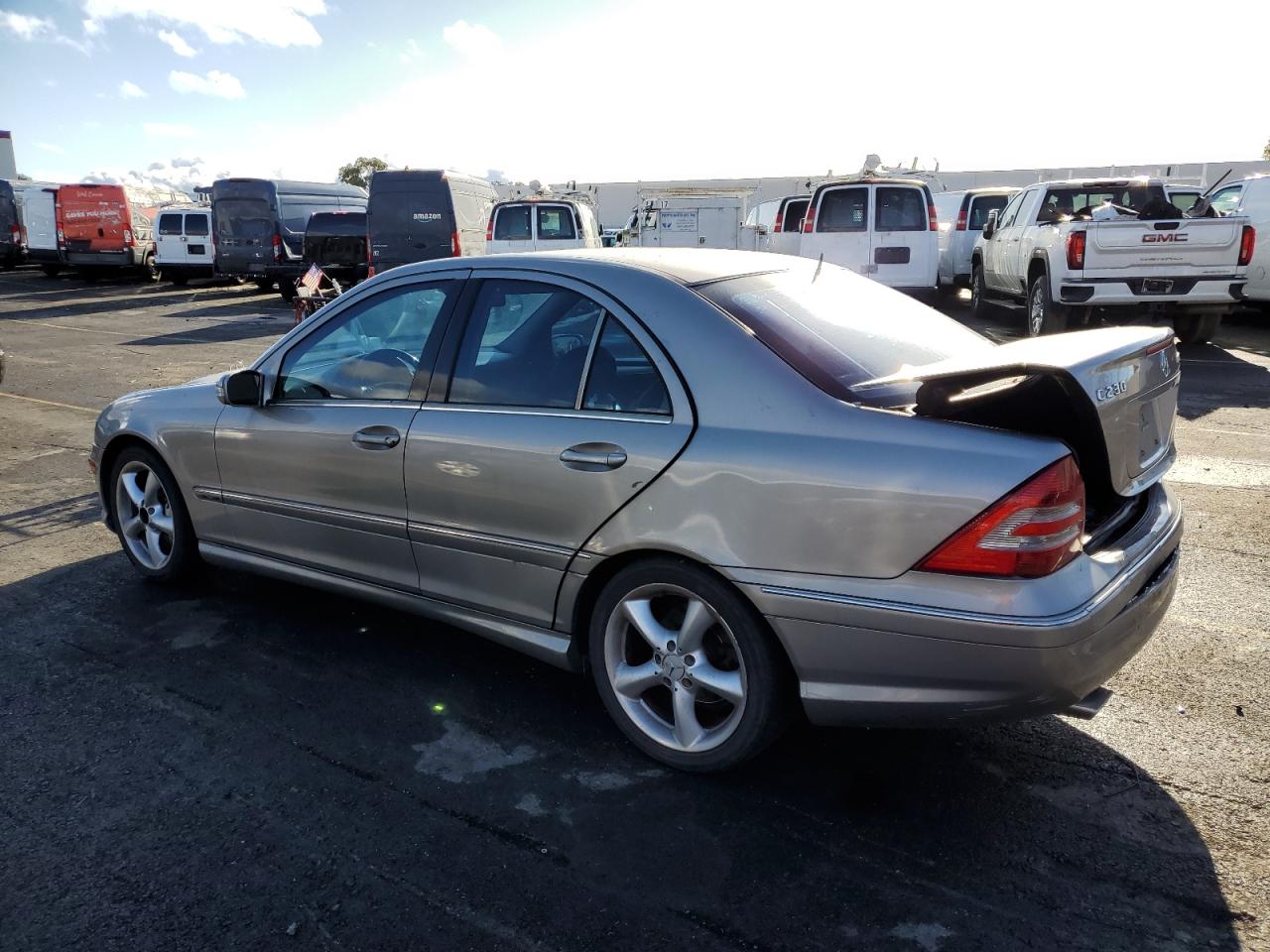 2005 Mercedes-Benz C 230K Sport Sedan VIN: WDBRF40J55F633957 Lot: 80160874