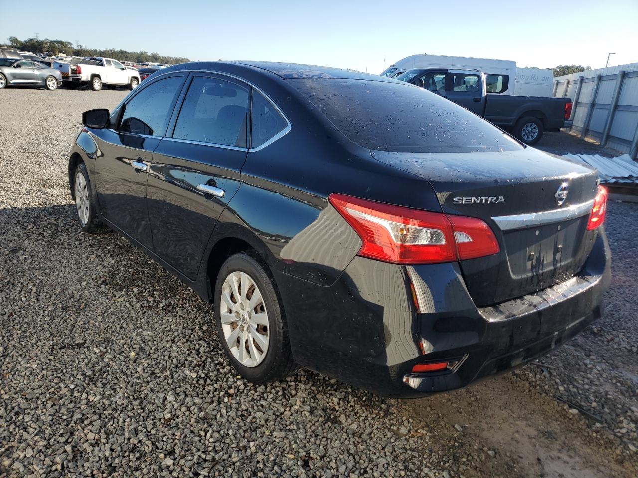 3N1AB7AP5JY254302 2018 Nissan Sentra S