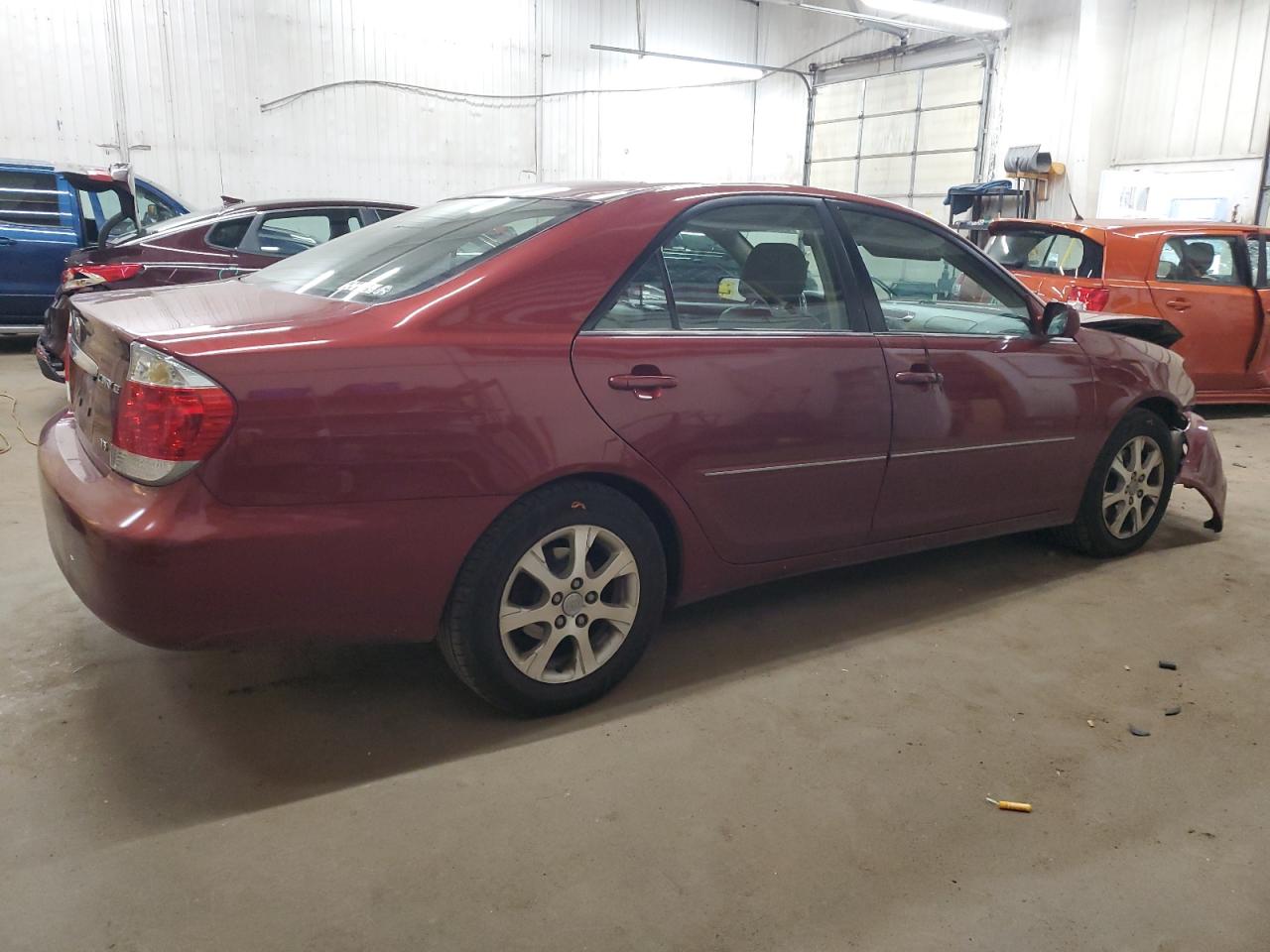 4T1BF30K75U107195 2005 Toyota Camry Le