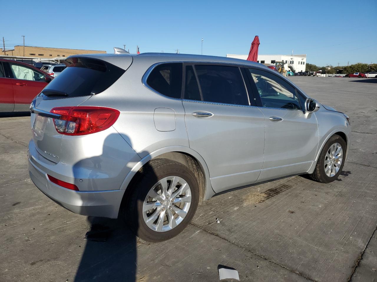 LRBFX1SA9JD053001 2018 Buick Envision Essence