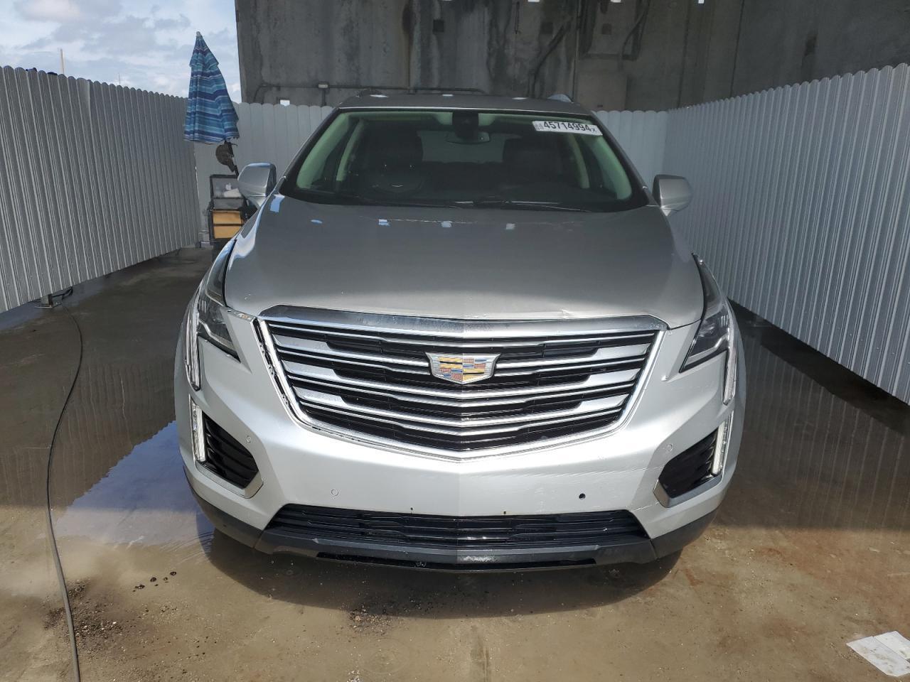 1GYKNERS0JZ131268 2018 Cadillac Xt5 Premium Luxury