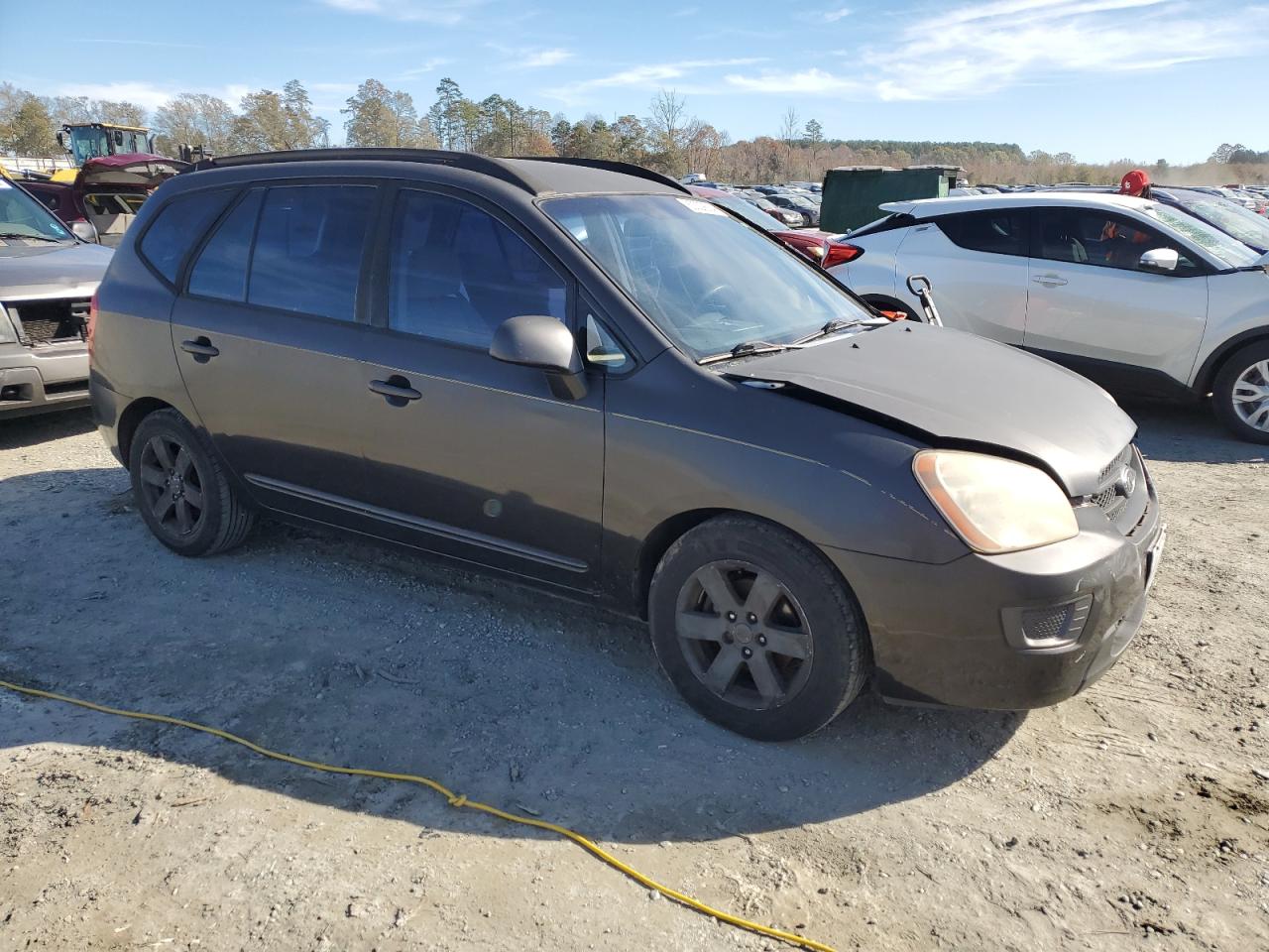 2007 Kia Rondo Lx VIN: KNAFG526677101823 Lot: 82329854