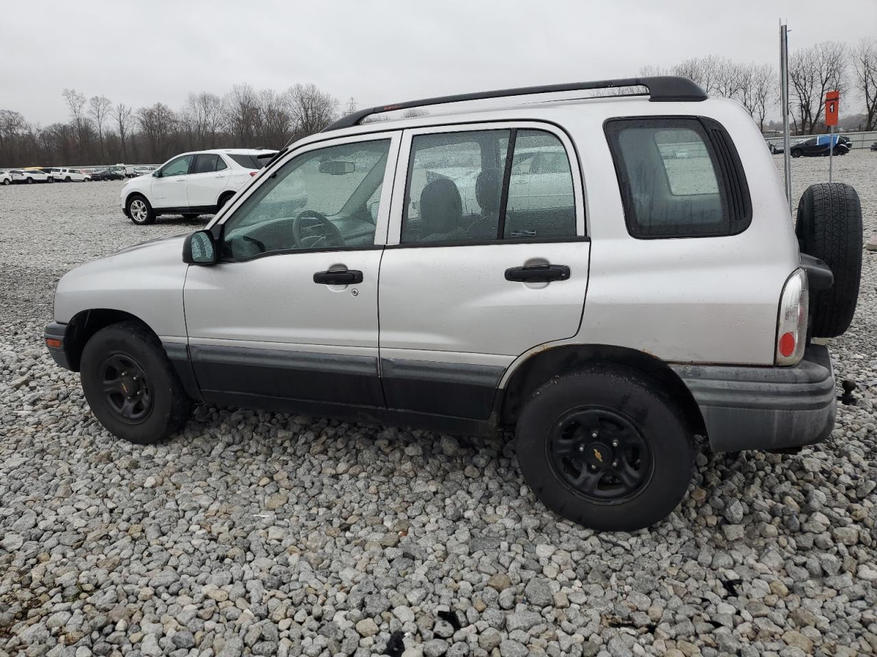 2000 Chevrolet Tracker VIN: 2CNBJ13C3Y6917479 Lot: 80783124