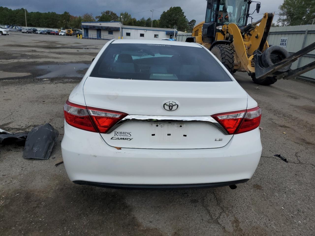 2016 Toyota Camry Le VIN: 4T4BF1FK4GR526383 Lot: 79117584