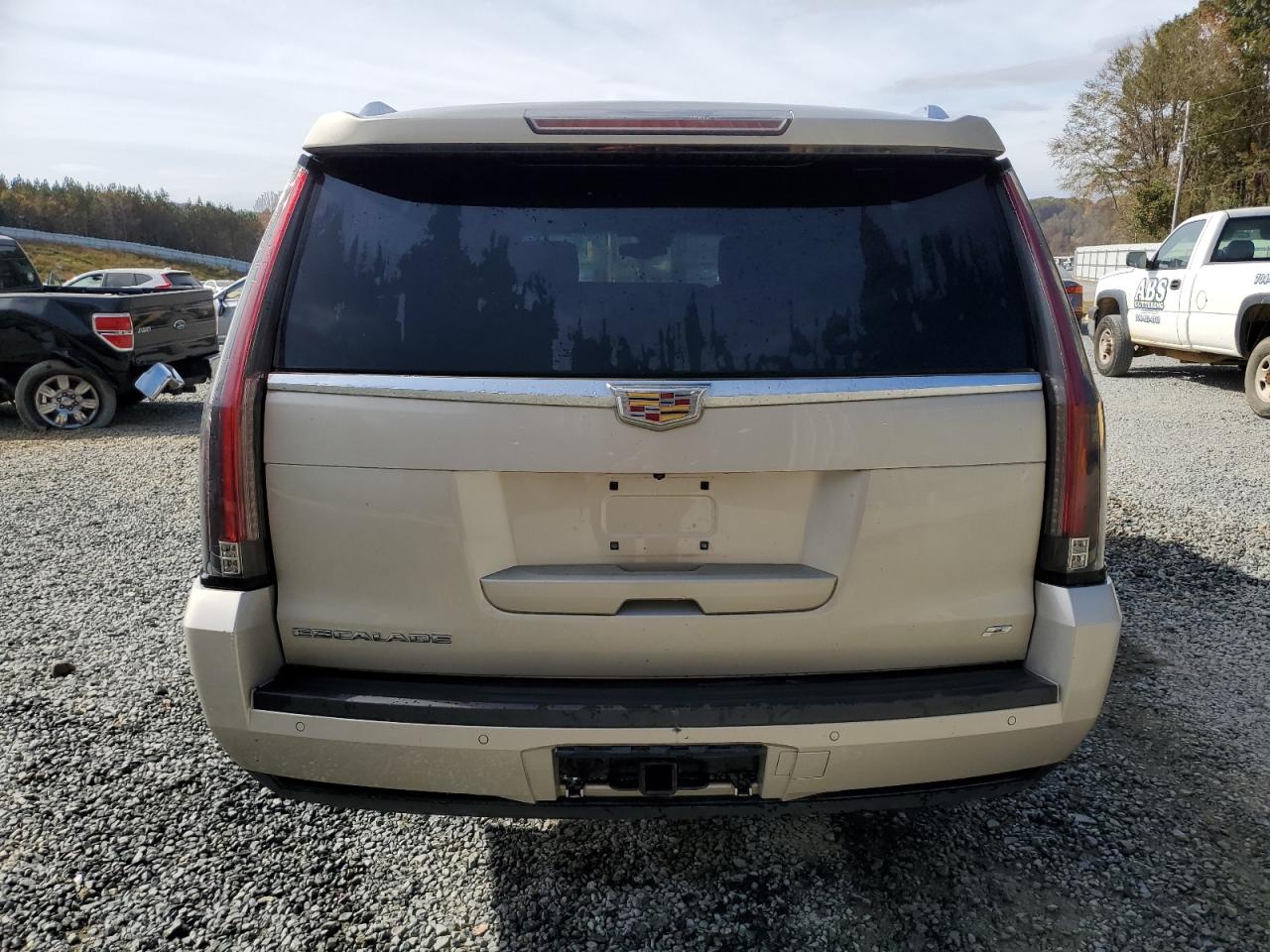 1GYS4UKJ7FR609546 2015 Cadillac Escalade Esv Platinum