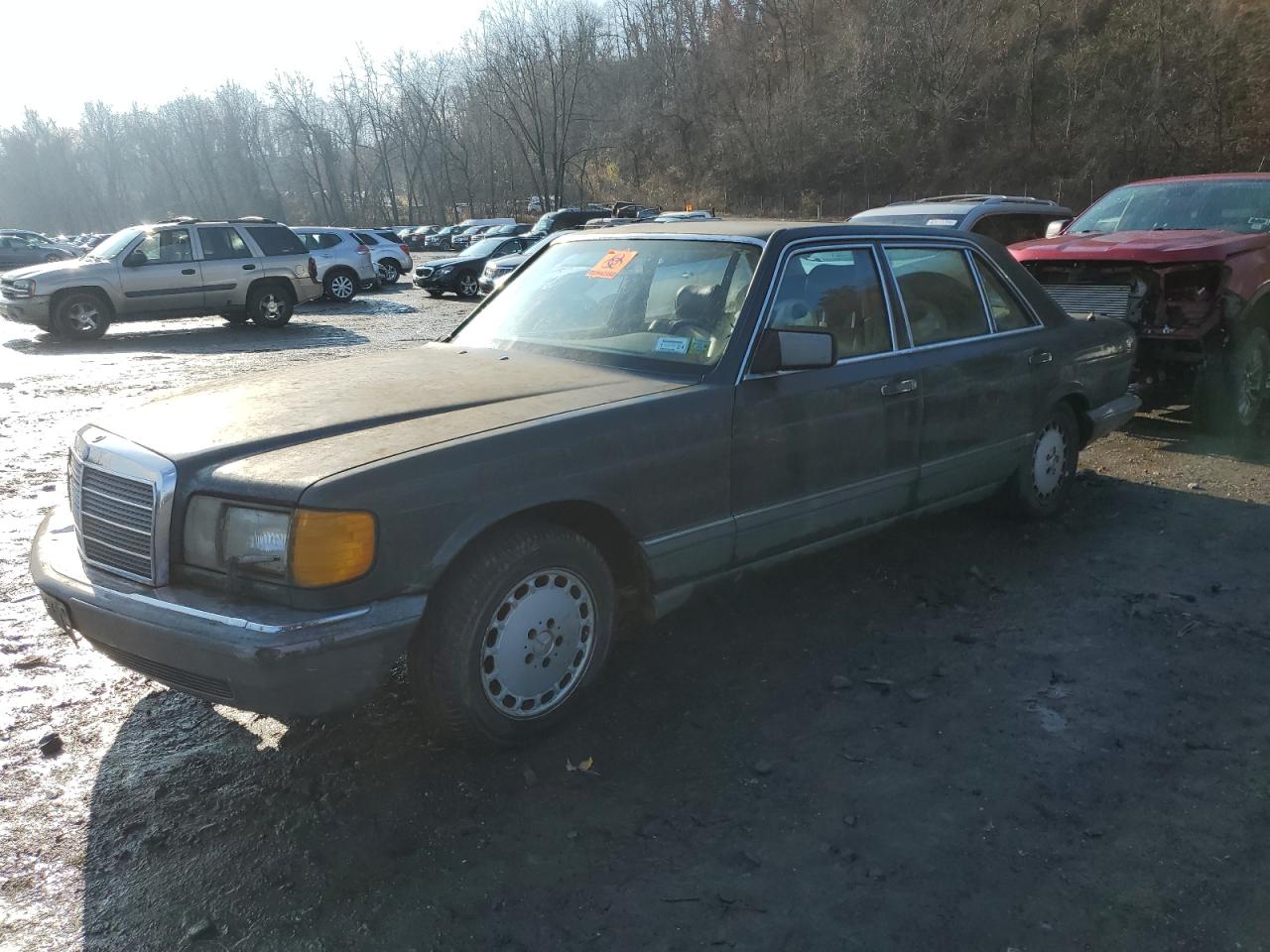 1990 Mercedes-Benz 420 Sel VIN: WDBCA35E3LA545297 Lot: 82408304