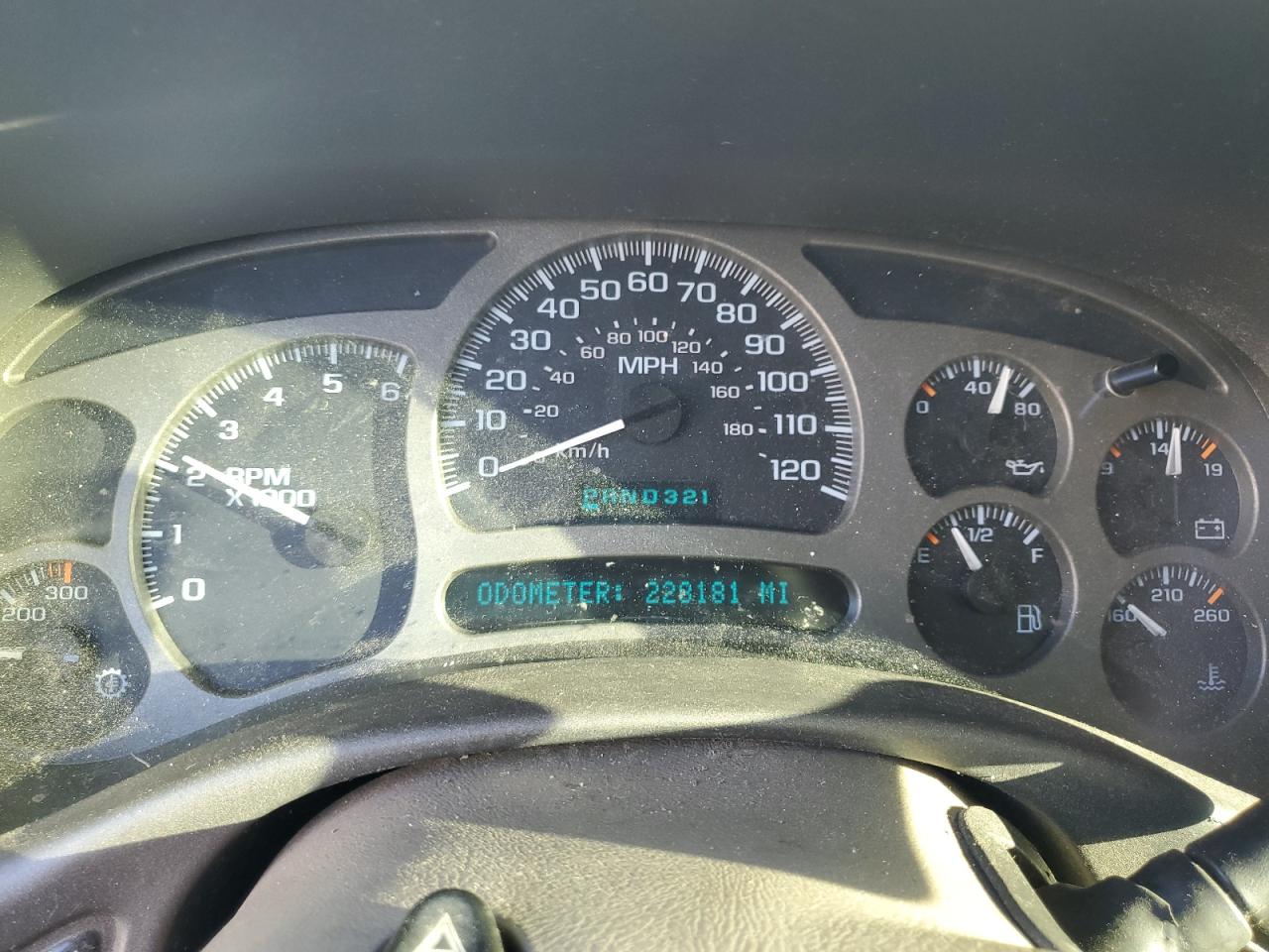 1GKEK63U64J100349 2004 GMC Yukon Denali