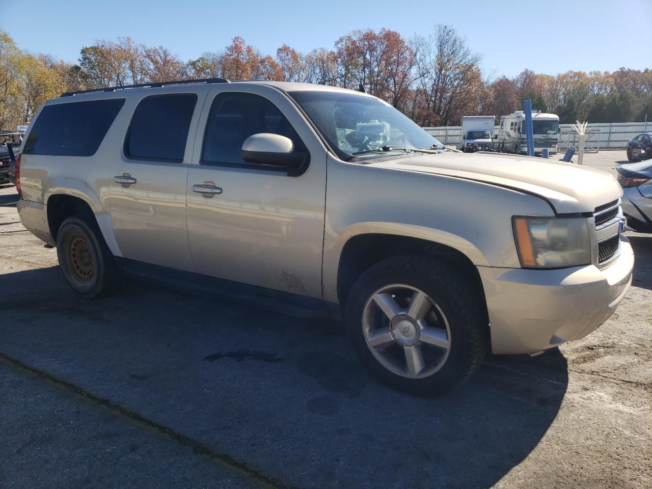 3GNFK16318G203795 2008 Chevrolet Suburban K1500 Ls