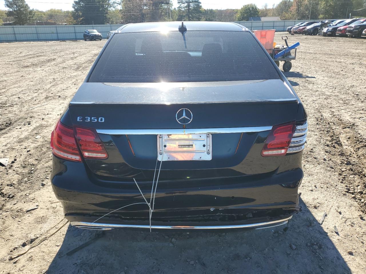 2014 Mercedes-Benz E 350 VIN: WDDHF5KBXEA983127 Lot: 81647544