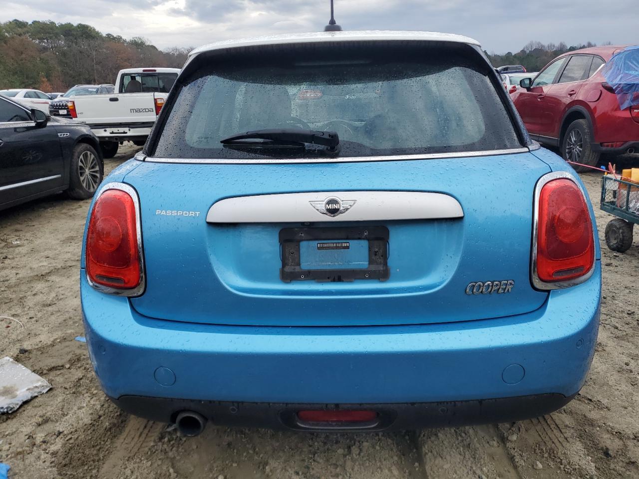 2015 Mini Cooper VIN: WMWXS5C5XFT829322 Lot: 81926994