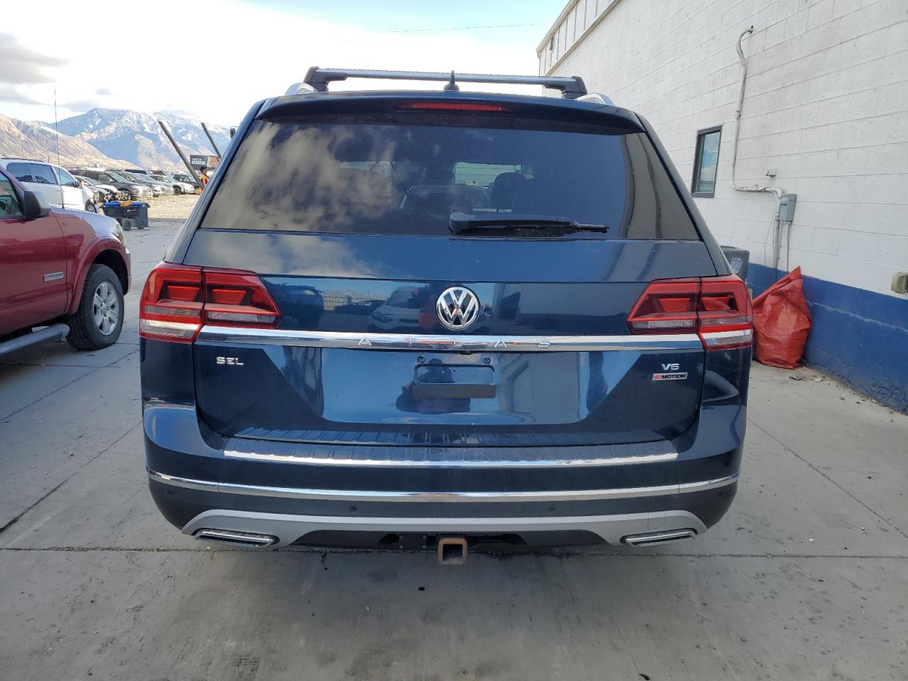 2018 Volkswagen Atlas Sel VIN: 1V2MR2CA3JC536527 Lot: 79057424