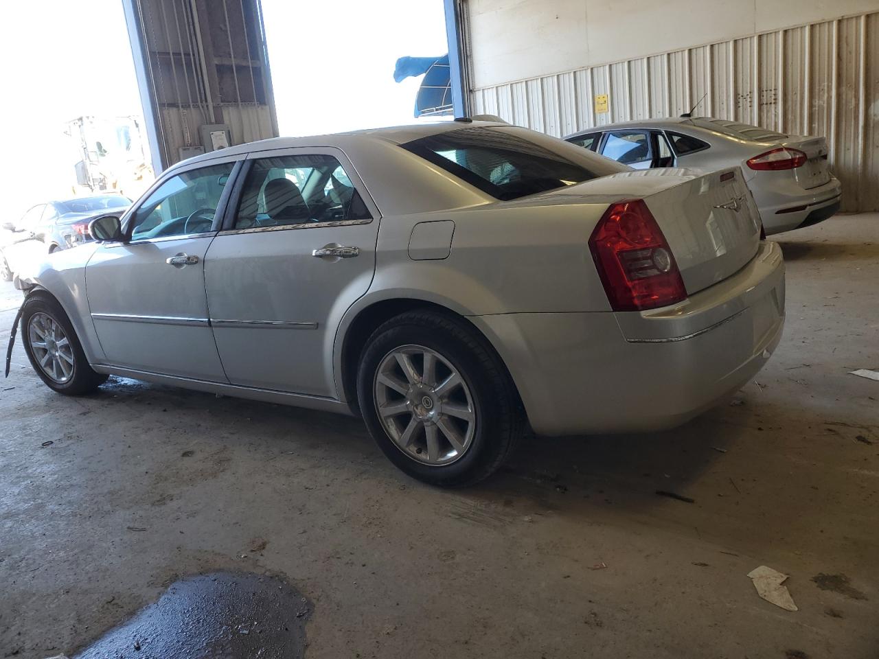 2010 Chrysler 300 Touring VIN: 2C3CA5CV3AH325905 Lot: 80989604