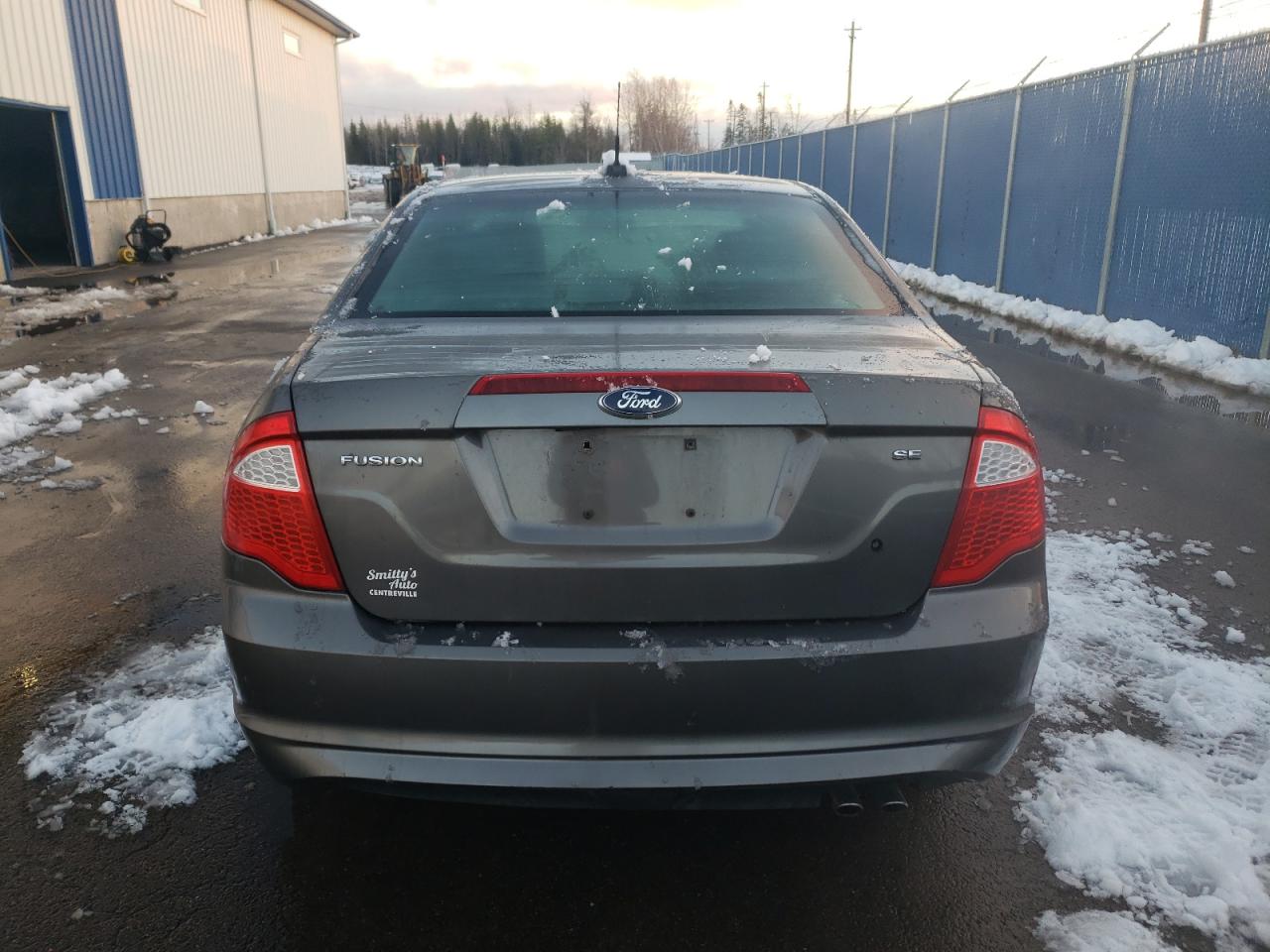 3FAHP0HA6BR142163 2011 Ford Fusion Se