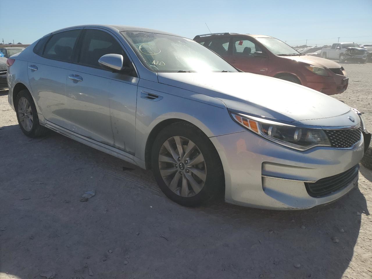 2016 Kia Optima Ex VIN: 5XXGU4L39GG041235 Lot: 81844644